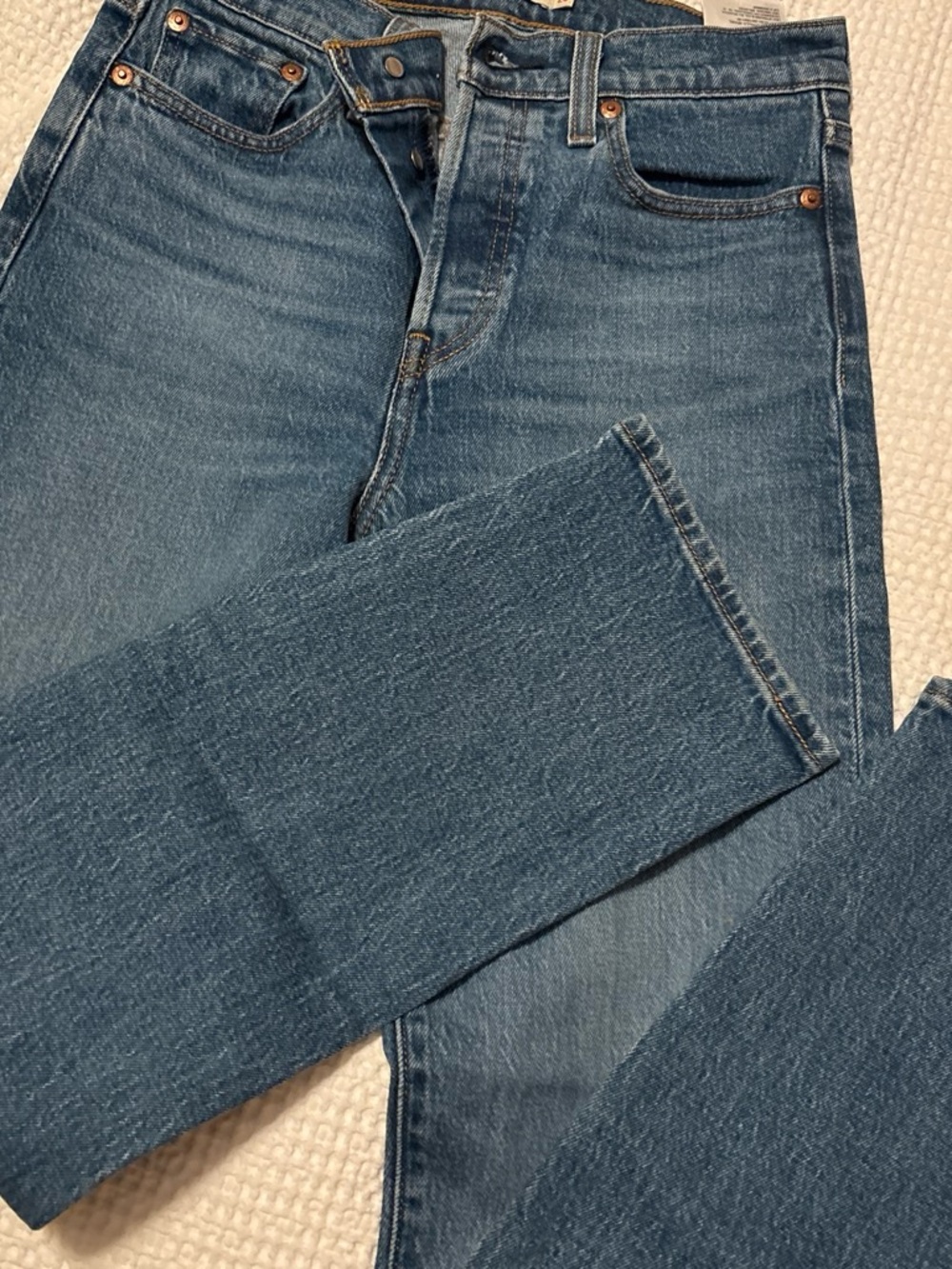 Levi’s Women’s Blue Straight-Leg Jeans